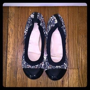 Women’s J Crew Flats Navy Blue Floral Size 8.5